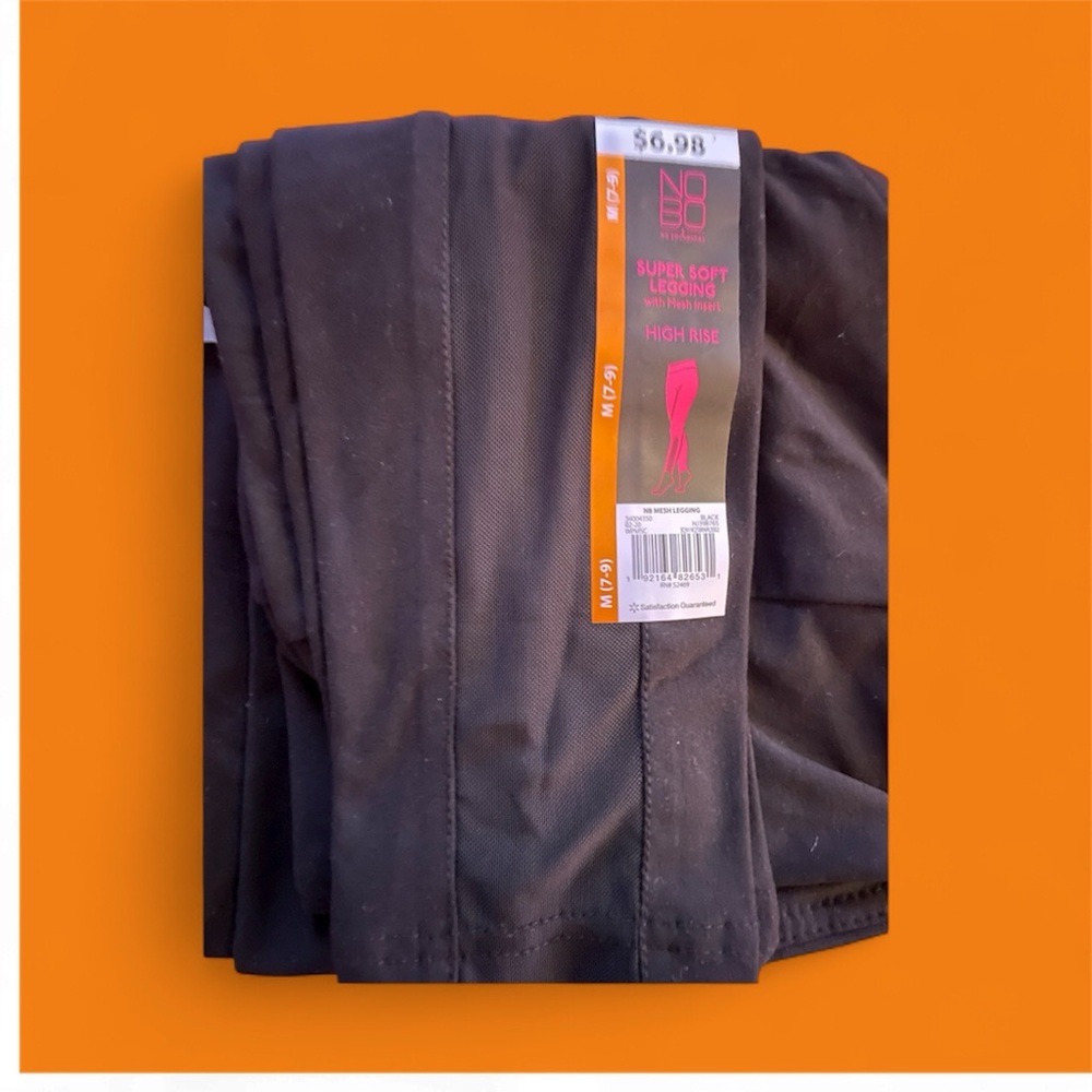 NWTNo Boundaries Super Soft Leggings with a mesh insert and a high-rise waist.